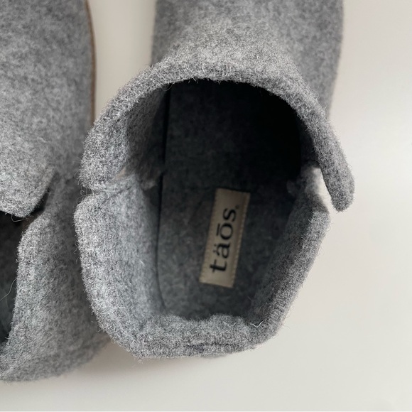 Taos Good Wool Ankle Booties Boots Womens 40 9 9.5 Gray Fall Winter Shoe Slip on - Picture 7 of 12